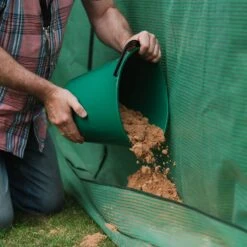 Premium 4 Tier Compact Growhouse 10 Premium 4 Tier Compact Growhouse -HANS Garden Shop 1020338120 2008743 Growhouses Stability Pockets Lifestyle 5