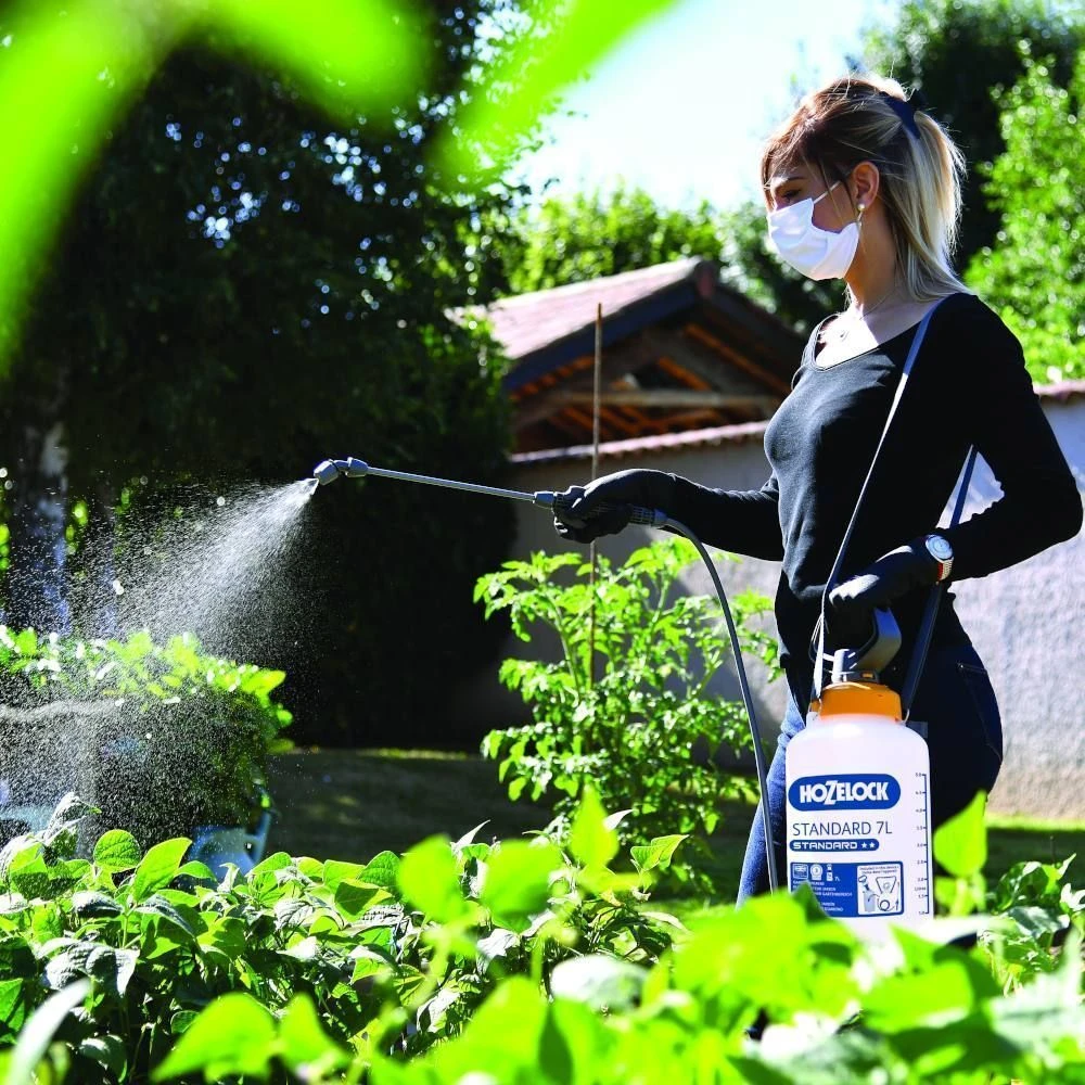 Hozelock Standard Pressure Sprayer 7 Litre 4 Hozelock Standard Pressure Sprayer 7 Litre - Image 2