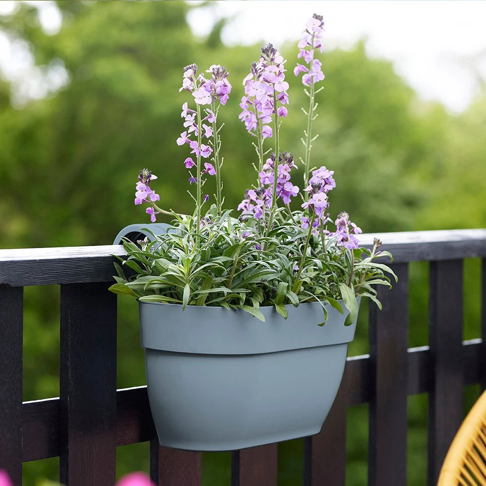 Elho Vibia Campana Easy Hanger - Vintage Blue - Medium 3 Elho Vibia Campana Easy Hanger - Vintage Blue - Medium