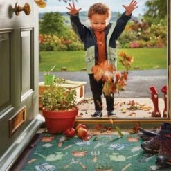 Hug Rug - RHS Garden Tools - 85cm X 65cm 7 Hug Rug - RHS Garden Tools - 85cm X 65cm -HANS Garden Shop 1026020820 20Hug20Rug20Garden20Tools20L1