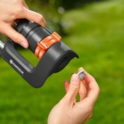 Gardena Oscillating Sprinkler Aqua S 10 Gardena Oscillating Sprinkler Aqua S -HANS Garden Shop 1027963620 20GA150 2404