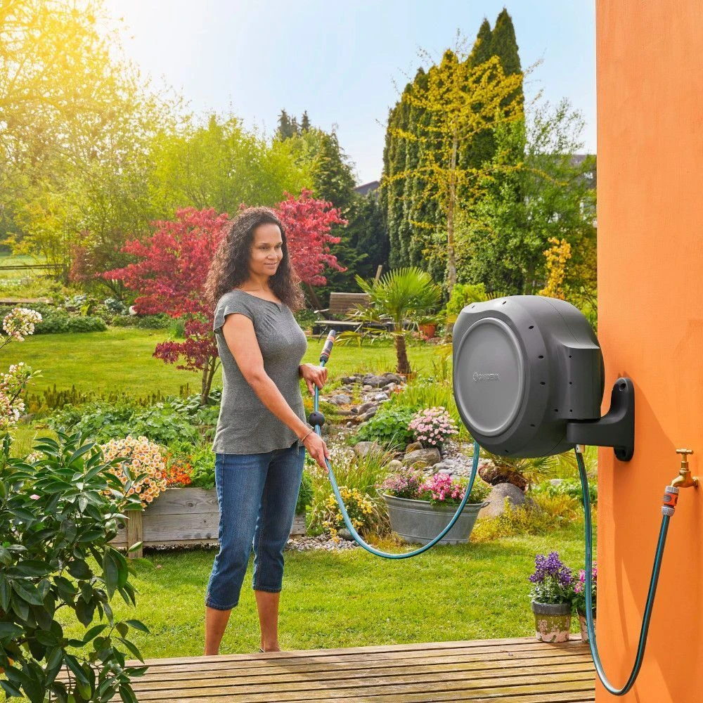 Gardena Retractable Hose Reel Automatic 30m 6 Gardena Retractable Hose Reel Automatic 30m - Image 4